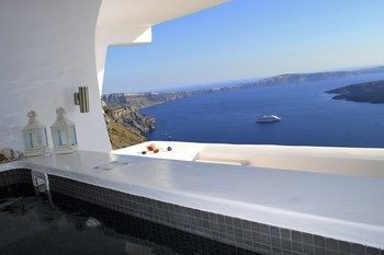 Ira Hotel & Spa