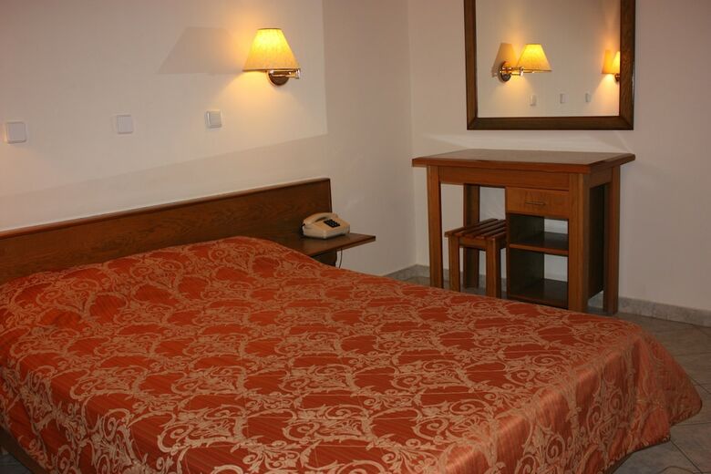 Hotel Cariatis