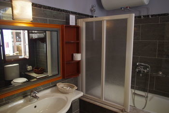 Wohnsitz Faros Suites