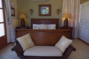 Wohnsitz Faros Suites