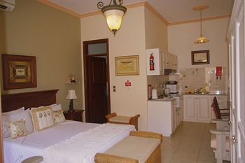 Wohnsitz Faros Suites