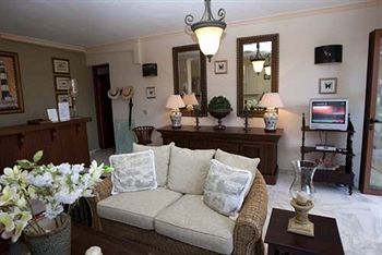 Wohnsitz Faros Suites