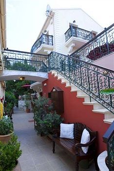 Wohnsitz Faros Suites