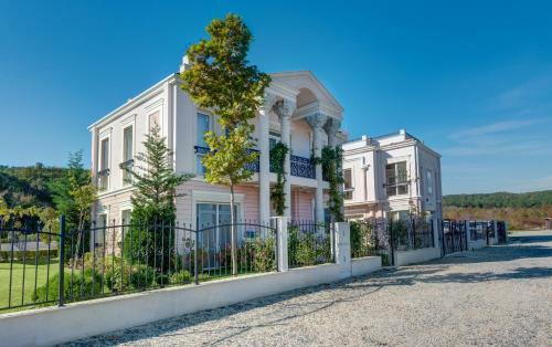 Olympia Prime House