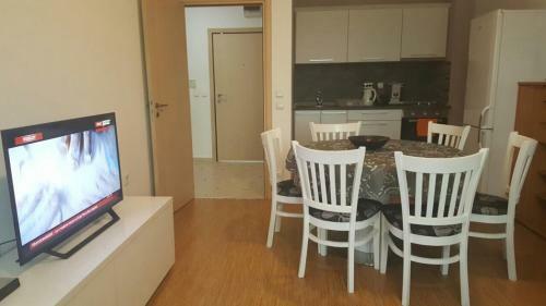 Zelev Apartments