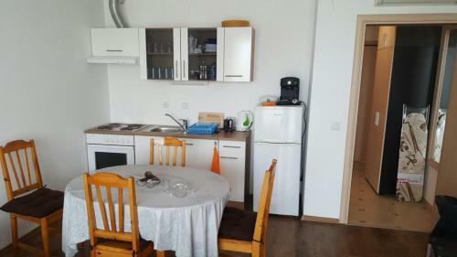 Zelev Apartments
