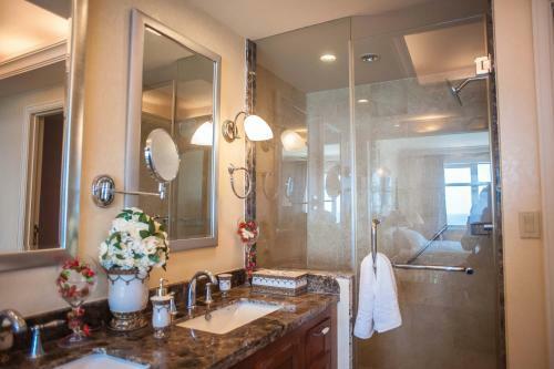 Apartments Palmyra Luxury Beach Condos