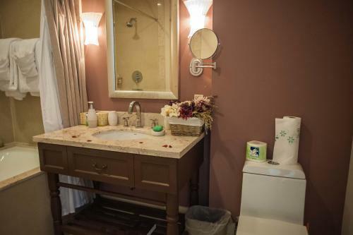 Apartments Palmyra Luxury Beach Condos