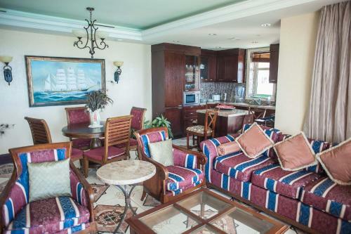 Apartments Palmyra Luxury Beach Condos