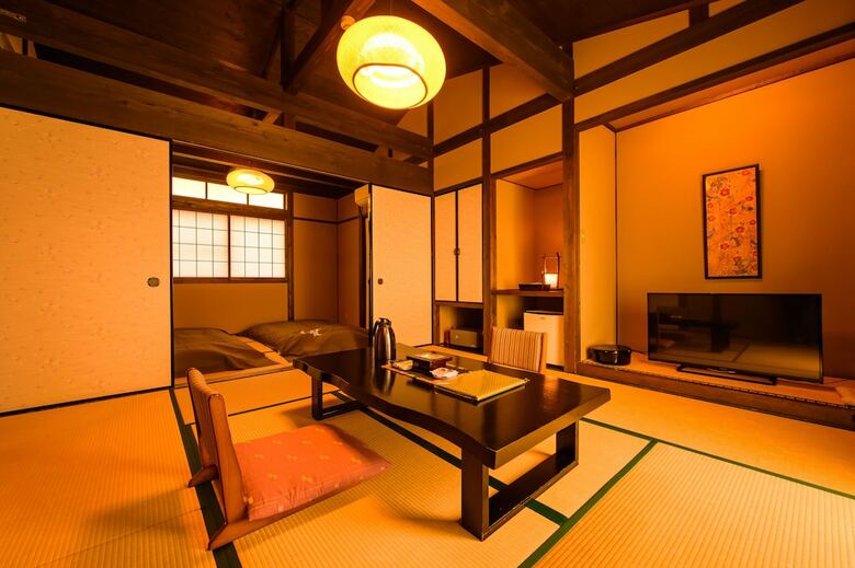 Yufuin Ryoan Wazanhou