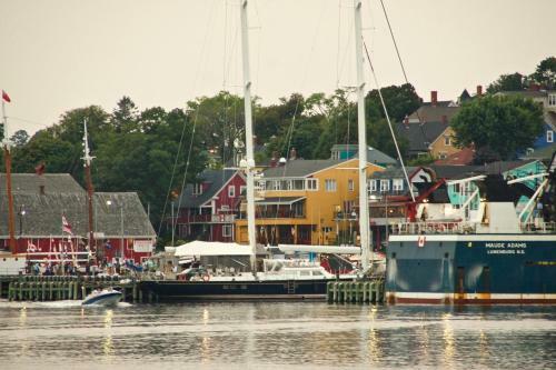 Gasthof Rum Runner Inn
