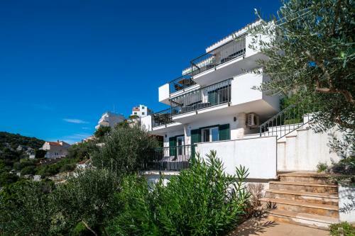 Villa Sine