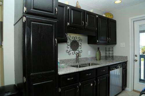 Apartment Ocean Reef 101 Condo