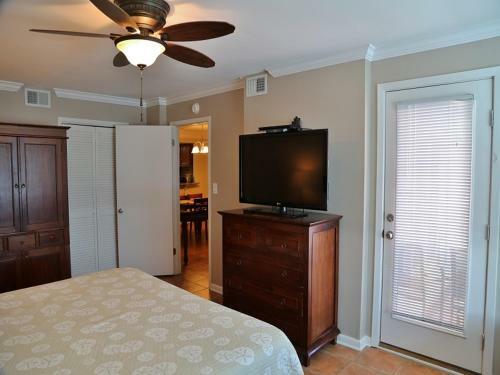Apartment Castaways 2c Condo