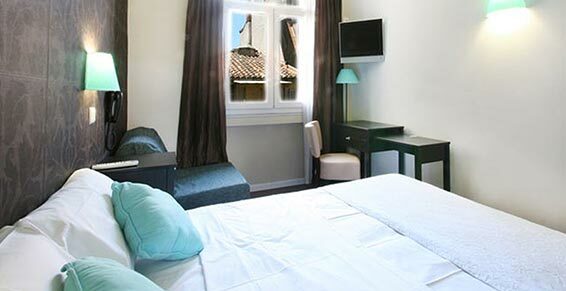 Hotel Lutetia(.)