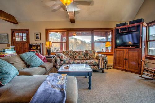Bearwallow Cottage