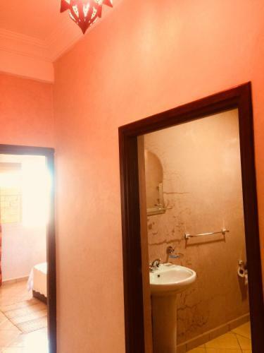 Hostel Itrane Guest House