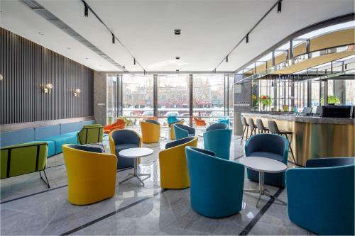 X�jushe Hotel