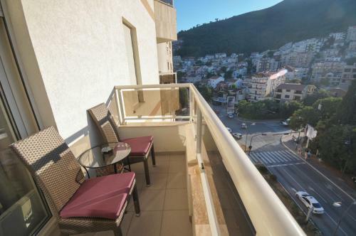 Lux Apartments Mms