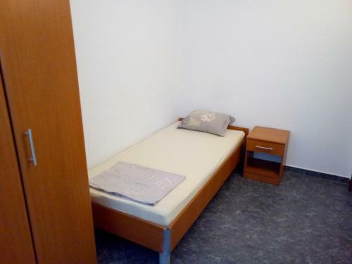 Apartment Helena Holiday Home