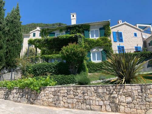 Villa Vera