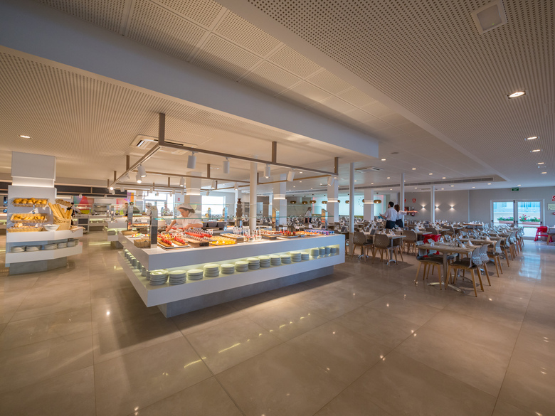 Hotel Golden Taurus Aquapark Resort