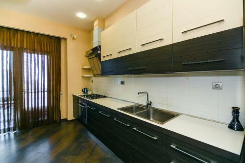 Apartment Teatr Rashida Beibytova 2
