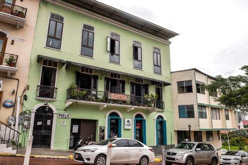 Lunas Castle Hostel