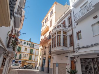 Es Palauet 2 Suites Apartment