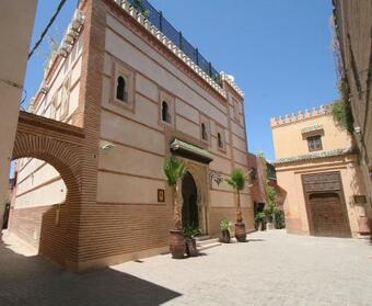 Hostel Riad Omri