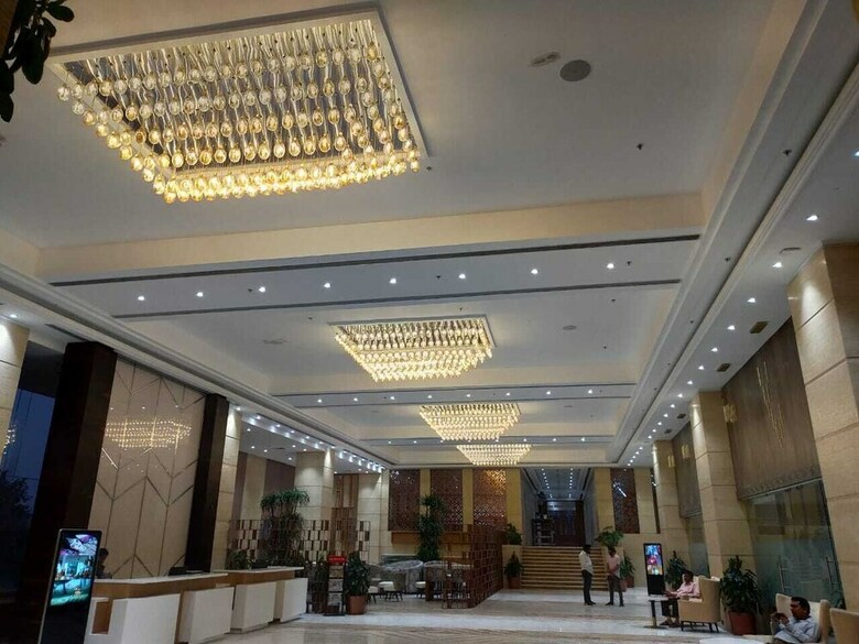 Hotel Babylon Capital