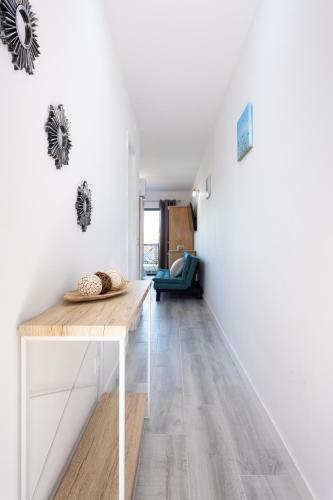 Sunny Days - Oceanfront Apartment 337