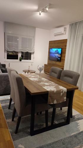 Apartman Aura