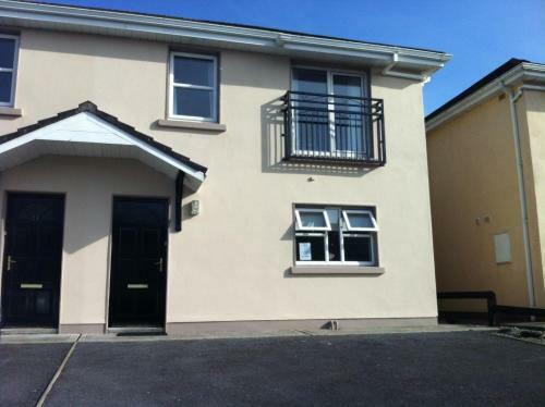 Lios Na Mara Lahinch