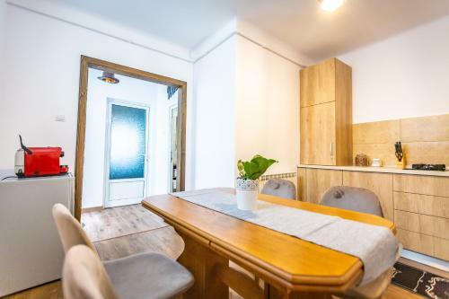 Central Apartment