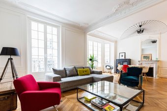 Appartement Contemporary Meets Classic By The Catacombes