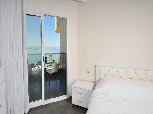 Magnificent Down Town Suite Apartment