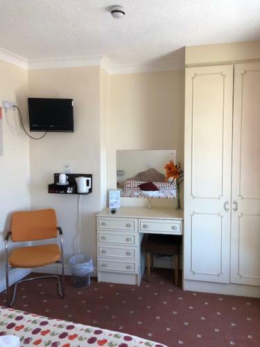 Hotel Athol Blackpool Hostel