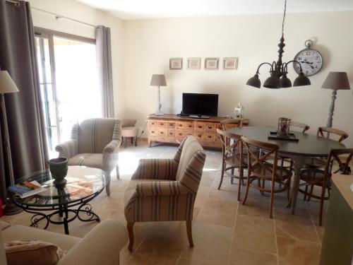 Villa Rue de La Pompe Neuve