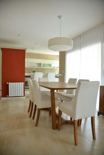 Suite House Carilo Apartment