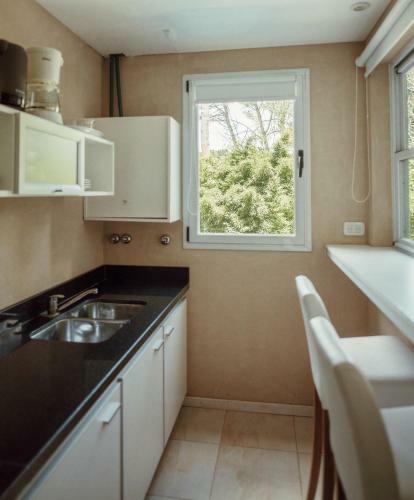 Suite House Carilo Apartment