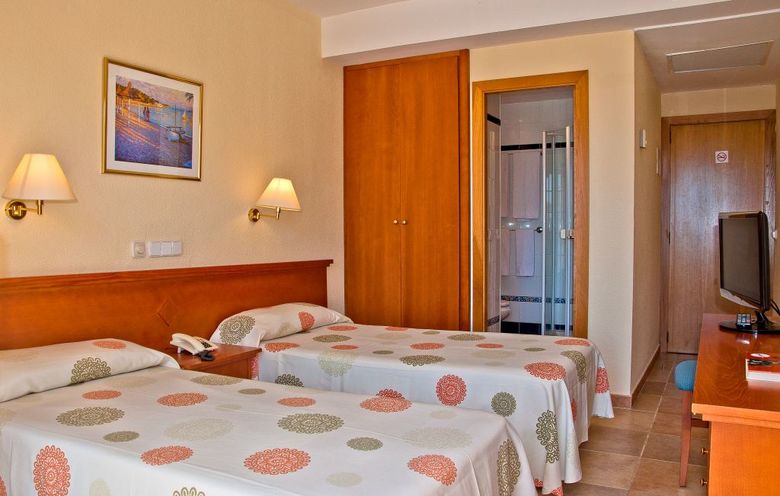 Maria Dolores Hotel