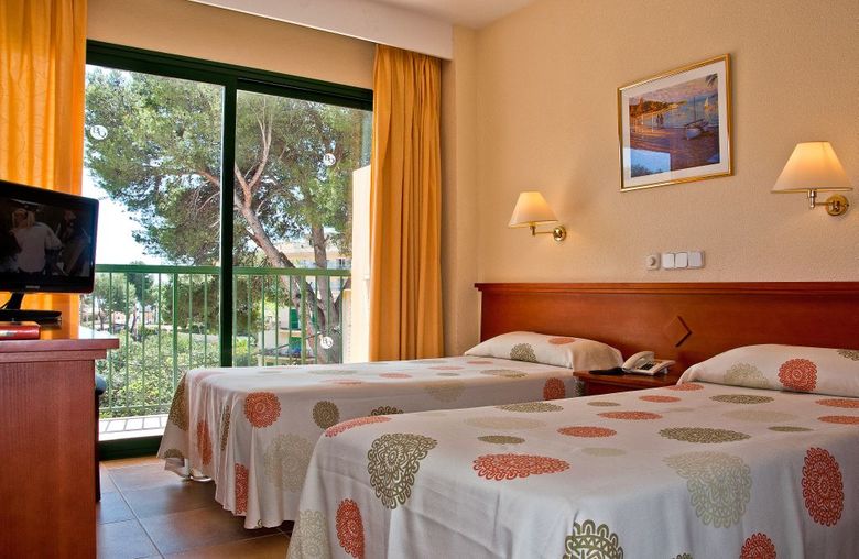 Maria Dolores Hotel
