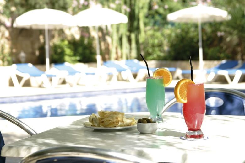Maria Dolores Hotel