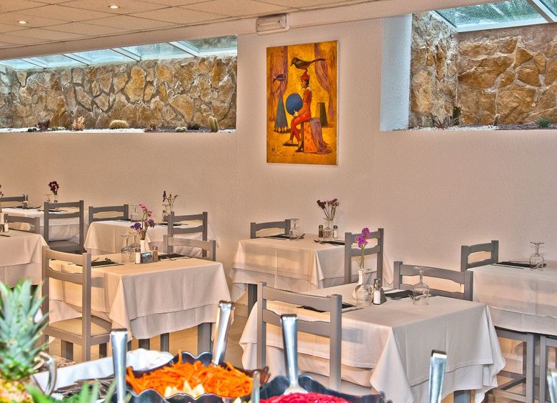 Maria Dolores Hotel