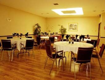 Days Inn - Windsor Hotel