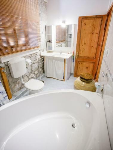 Guesthouse Trogir Proto Hostel