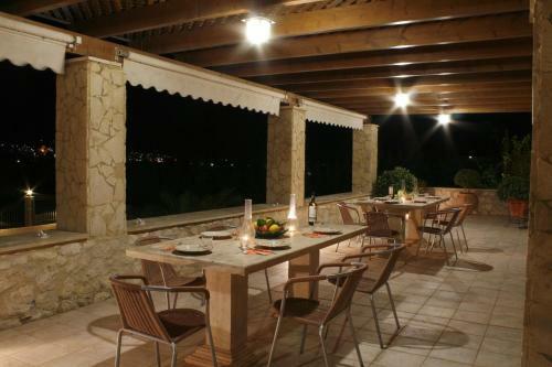 Elaia Villas
