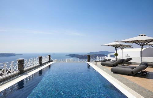 Petit Palace Suites Hotel