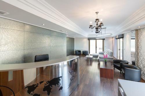 Fidalsa Amazing Mountain View Villa